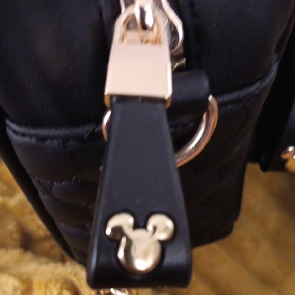Disney Mickey Mouse Black Crossbody Bag - Picture 7 of 9